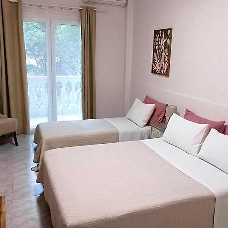 Terranova Beach Apartment -Rose Ípszosz Kültér fotó